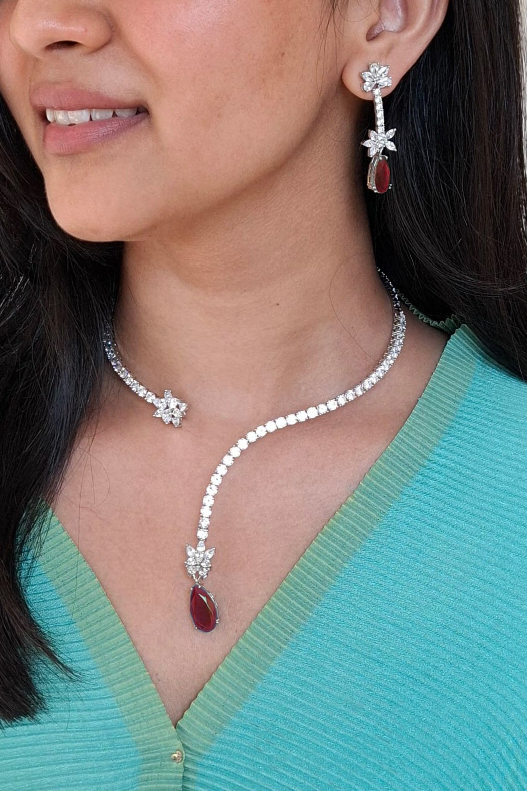 Crimson Collar Set