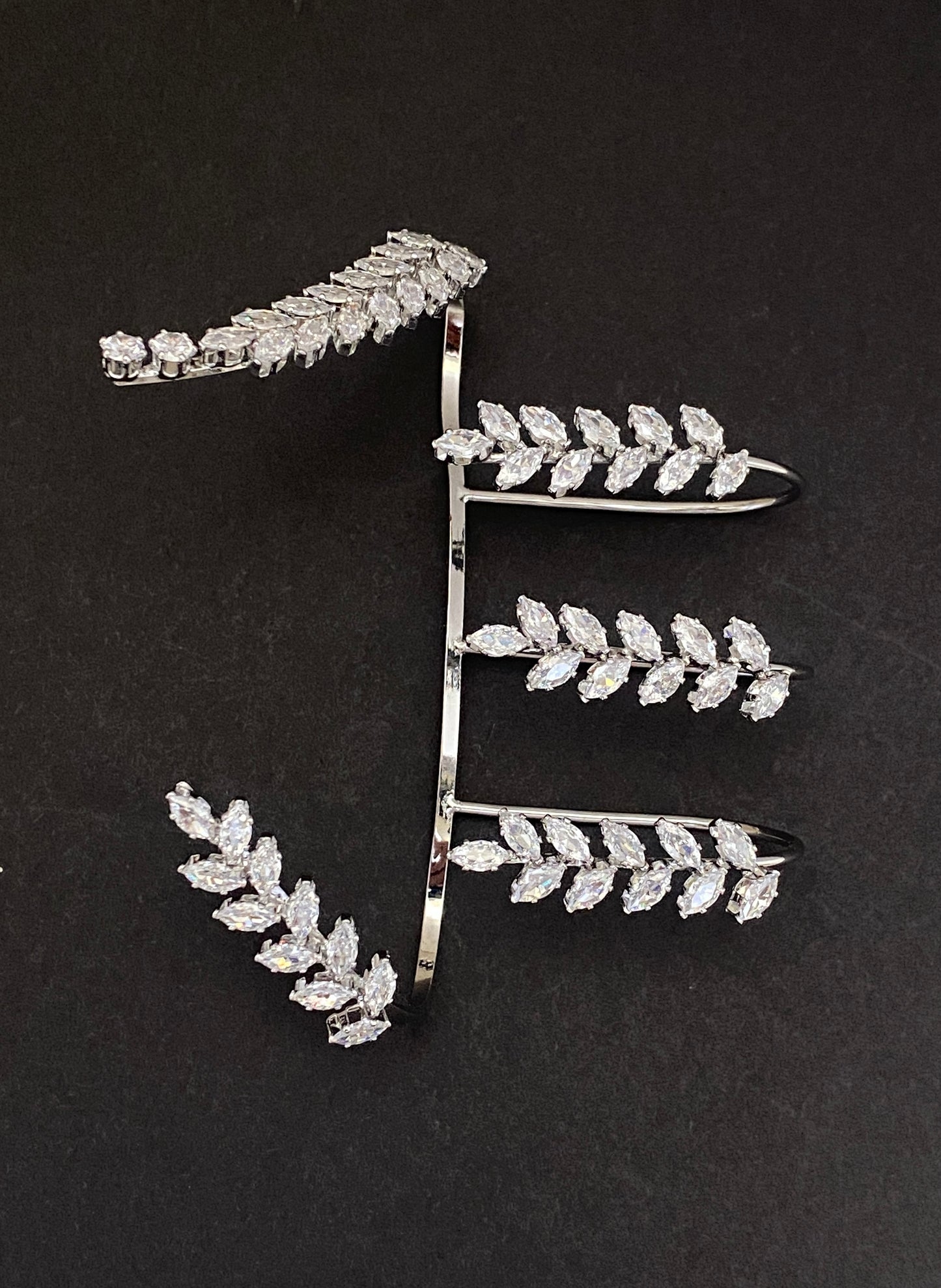 Vesper Hand Cuff