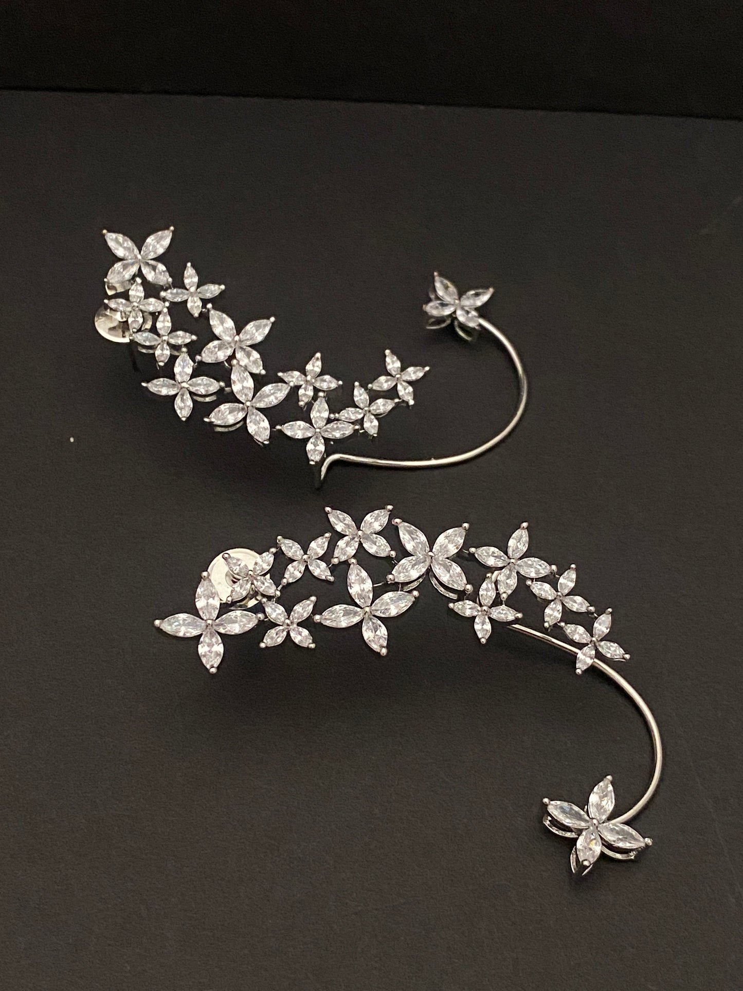 Luna Ear Cuff