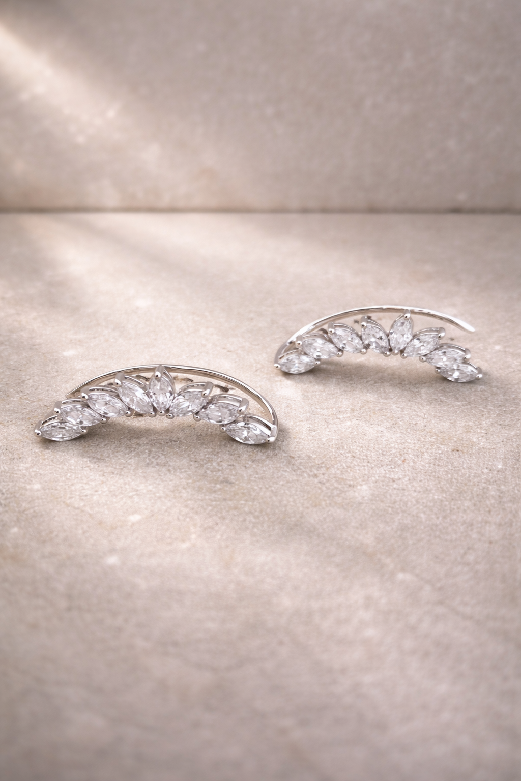Virella Ear Cuff