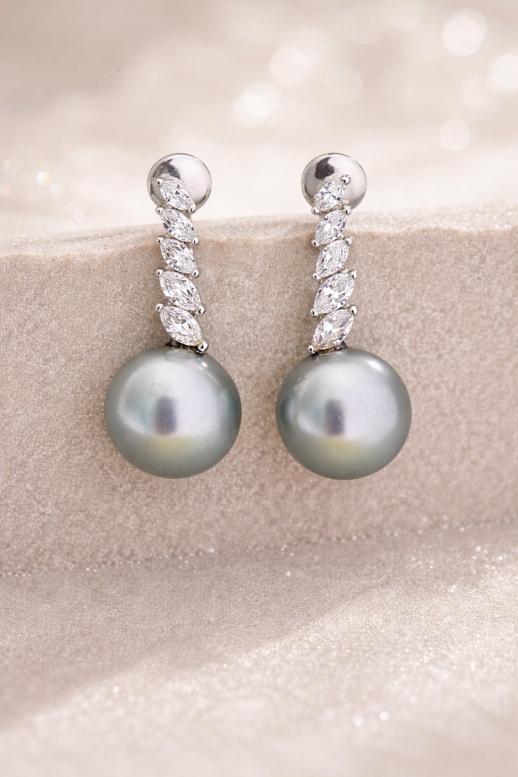 Tirra studs