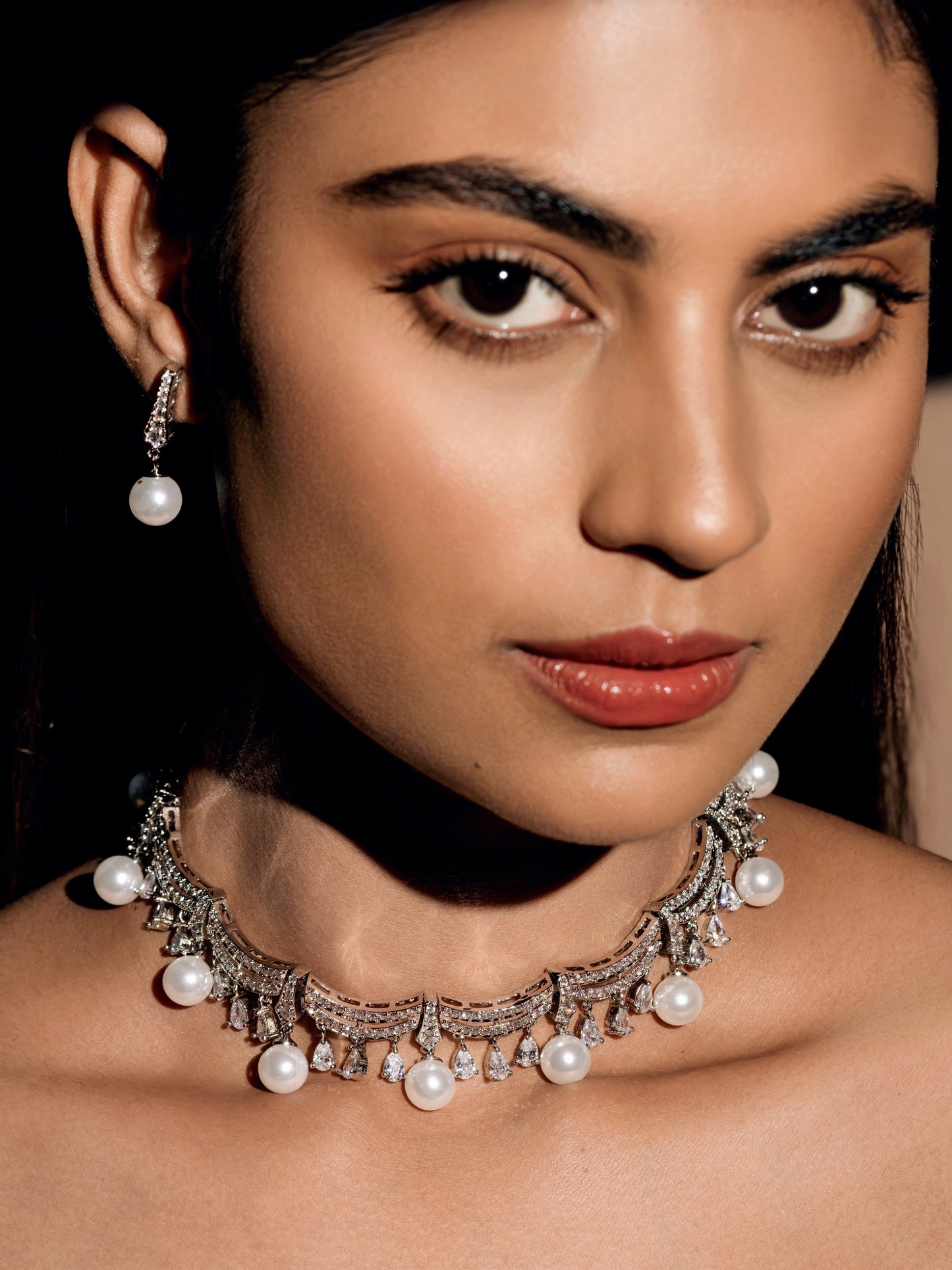 Noir Pearl Choker Set