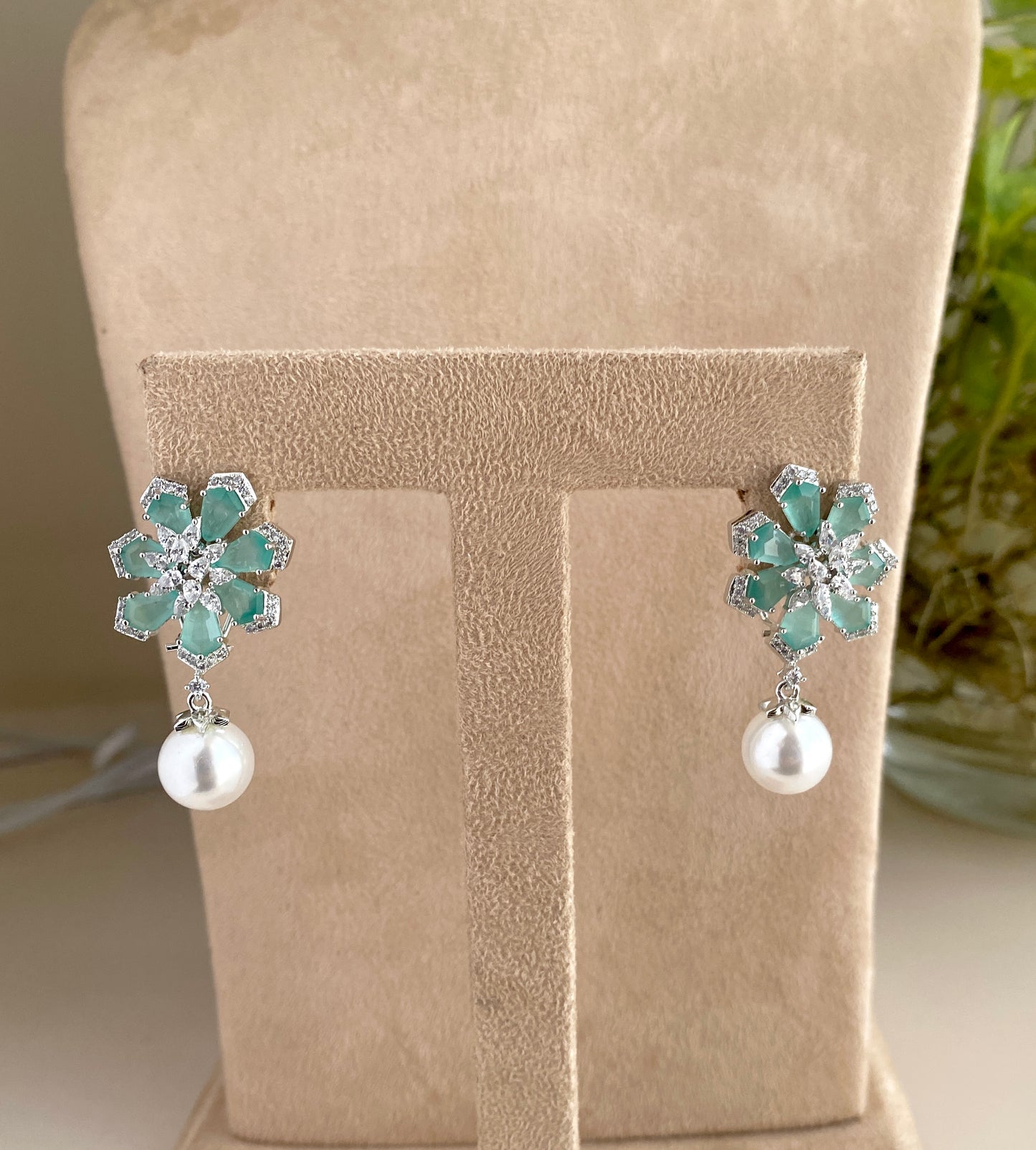 Aqua Bloom Choker Set