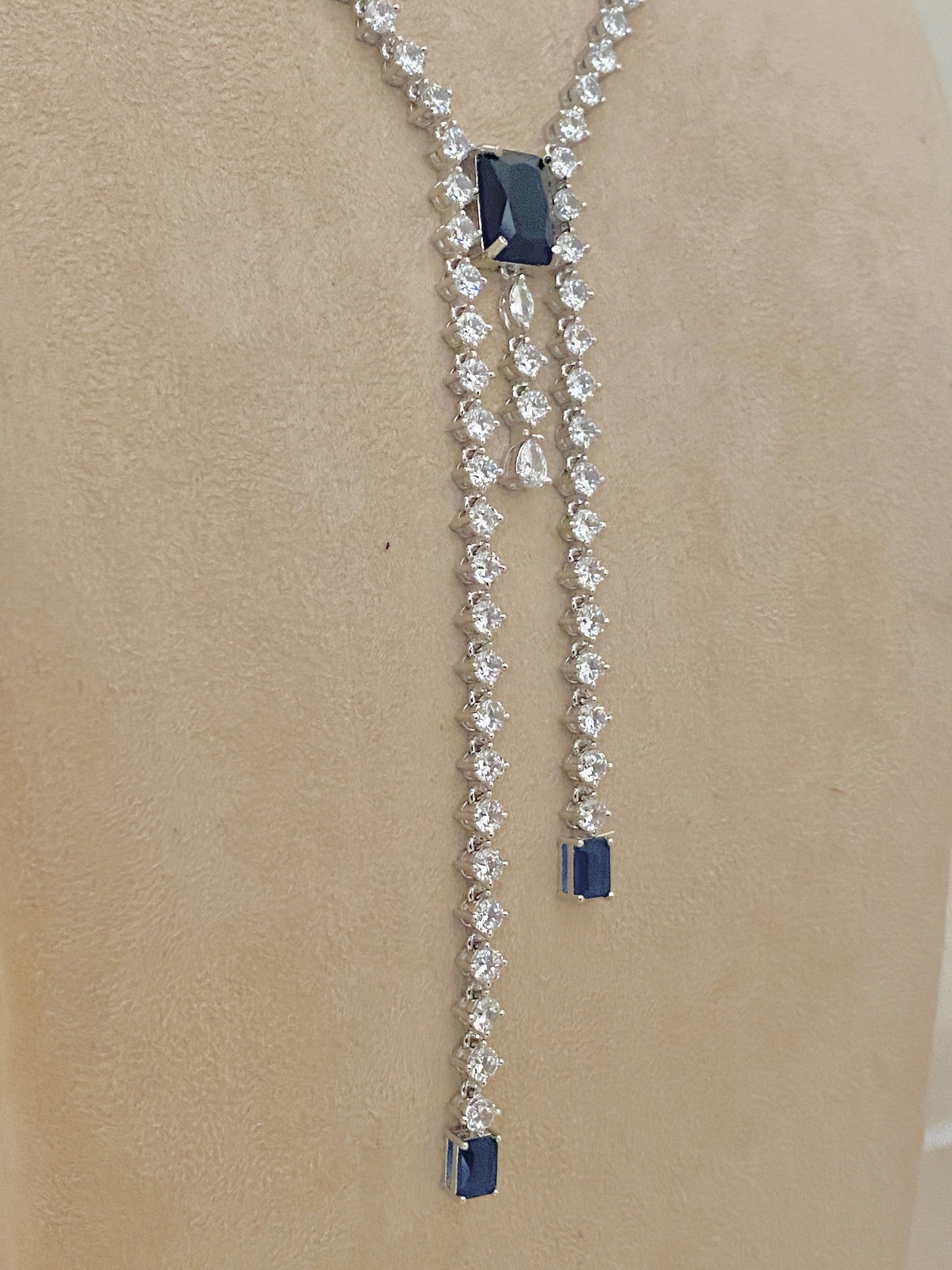 Stone Grid Luxe Necklace Set