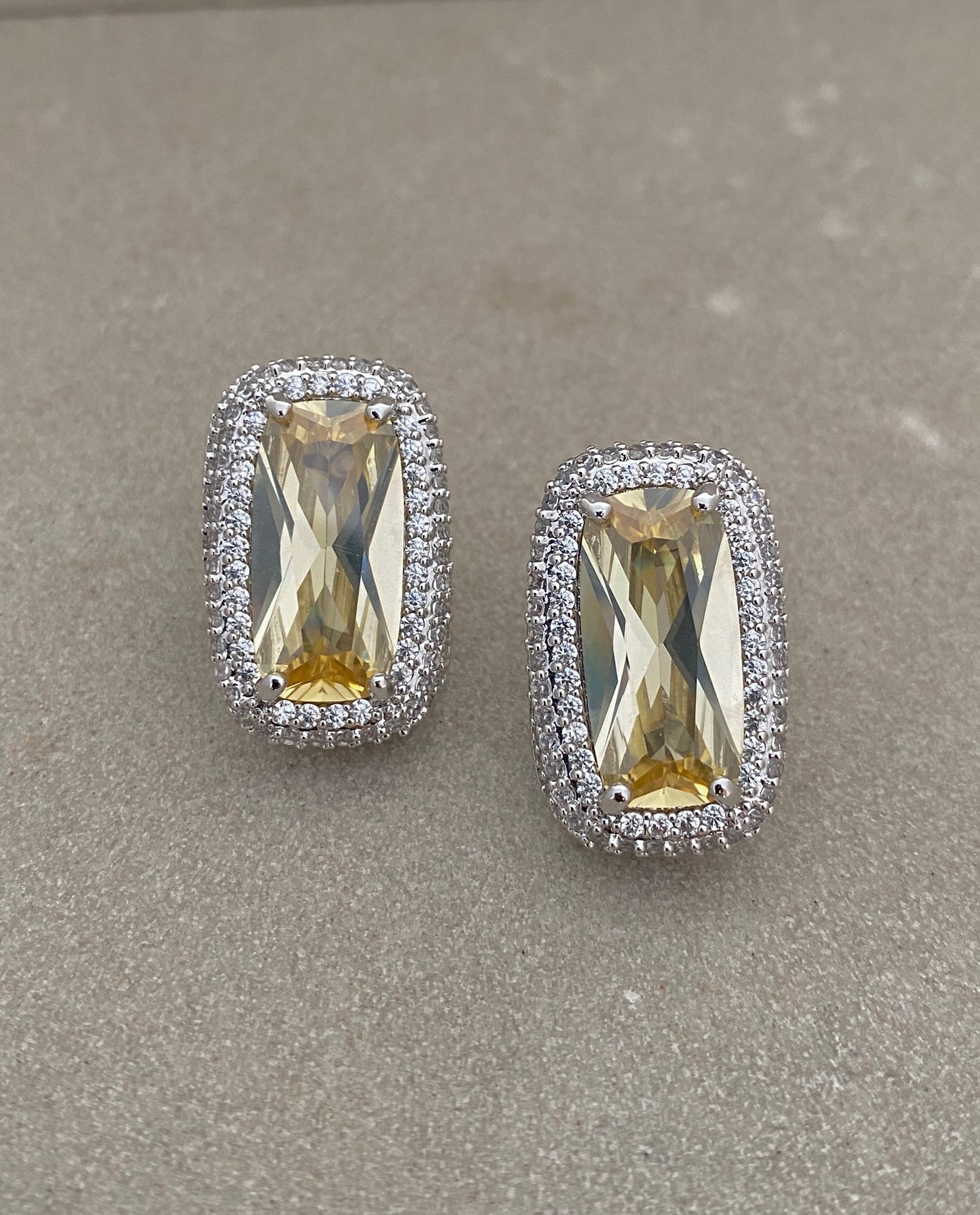 Elixir studs