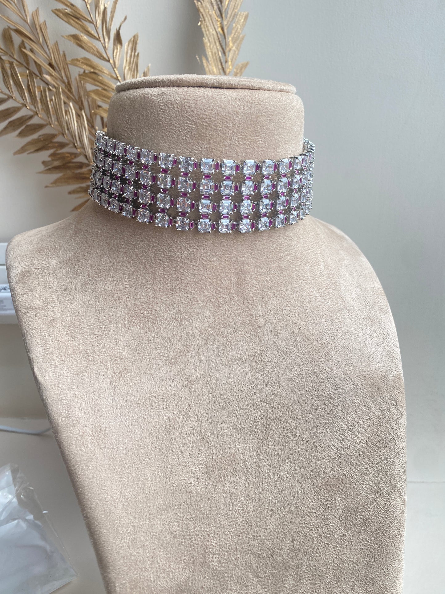 Diamond Dash Choker Set