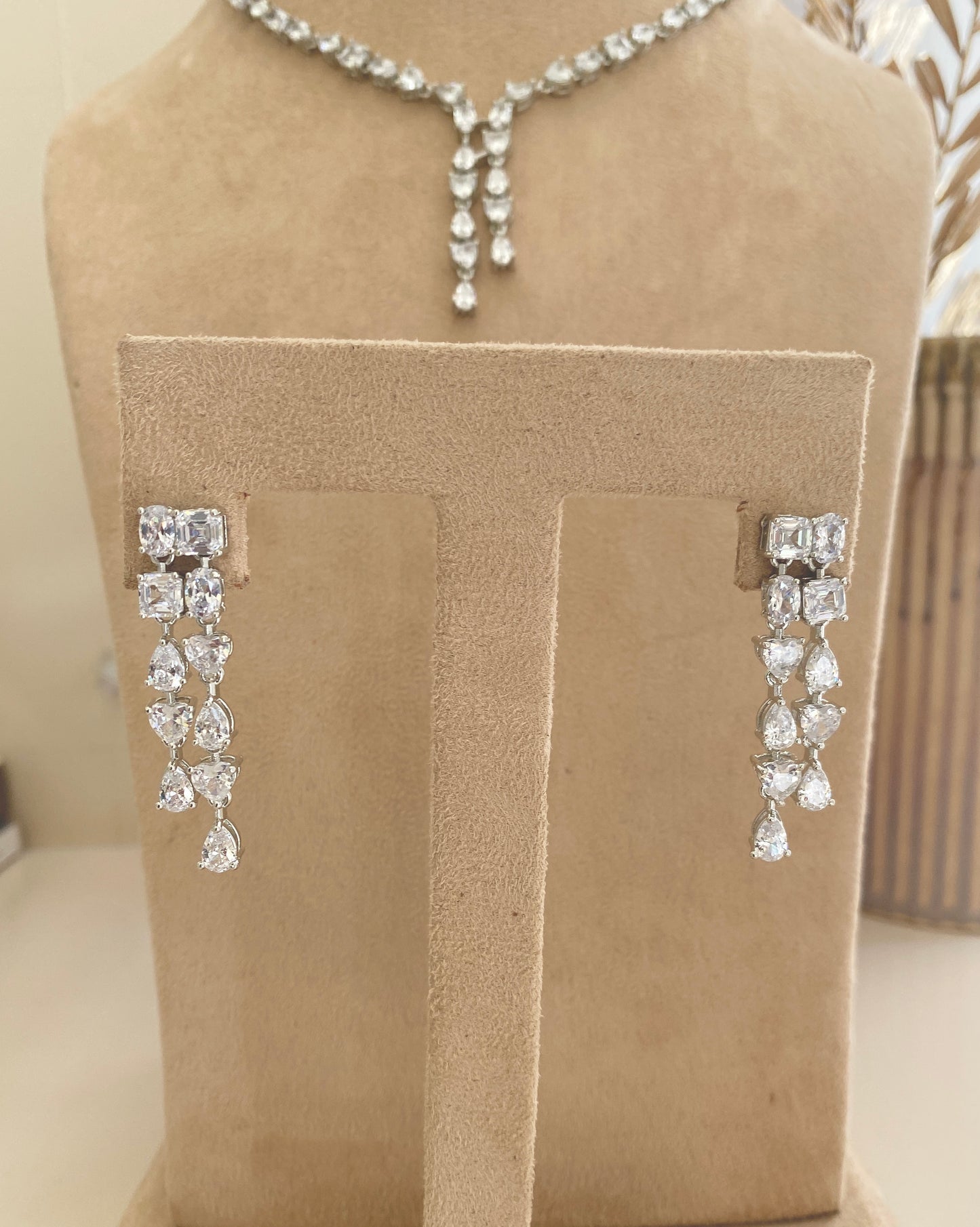 Bélis Necklace Set