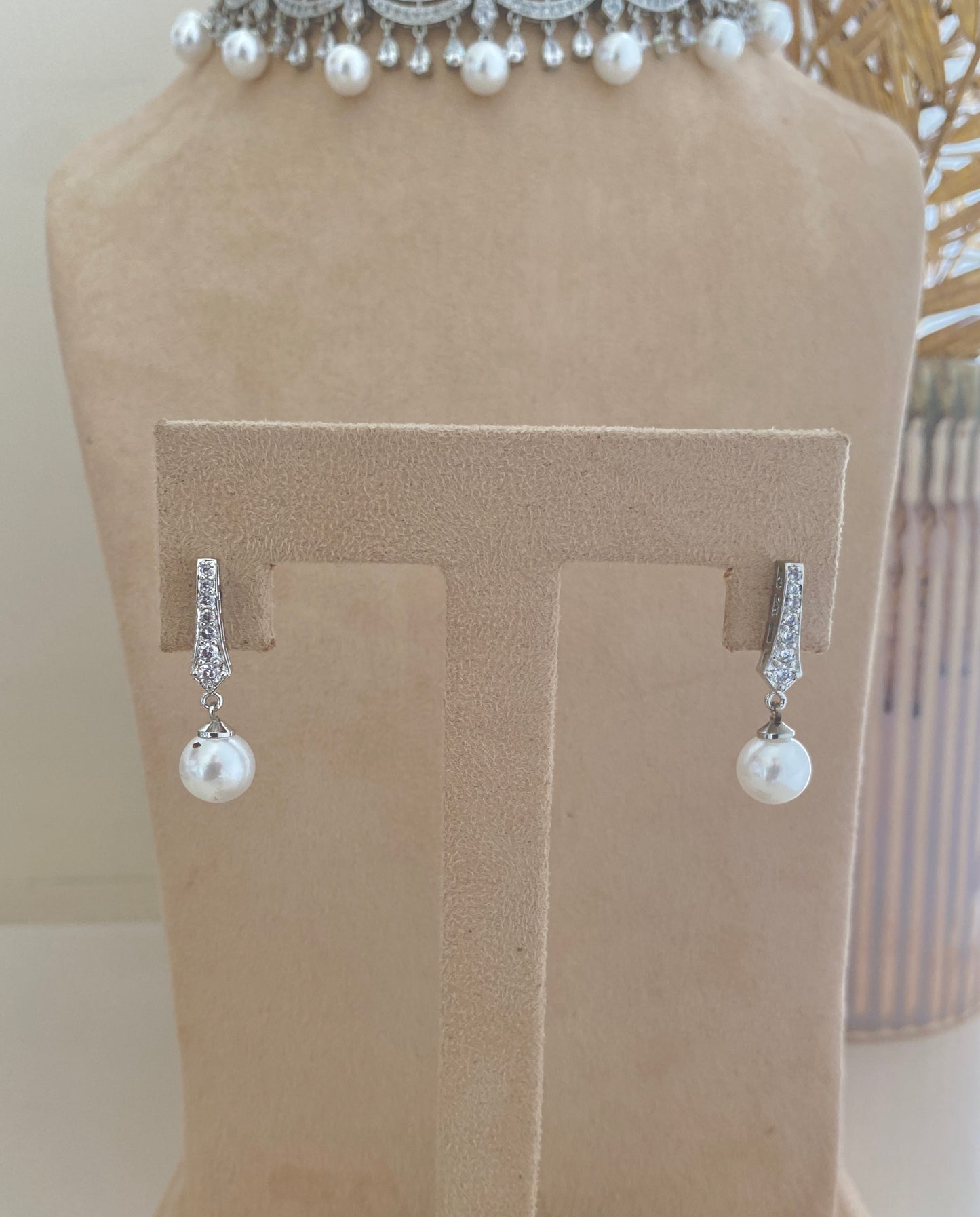 Noir Pearl Choker Set