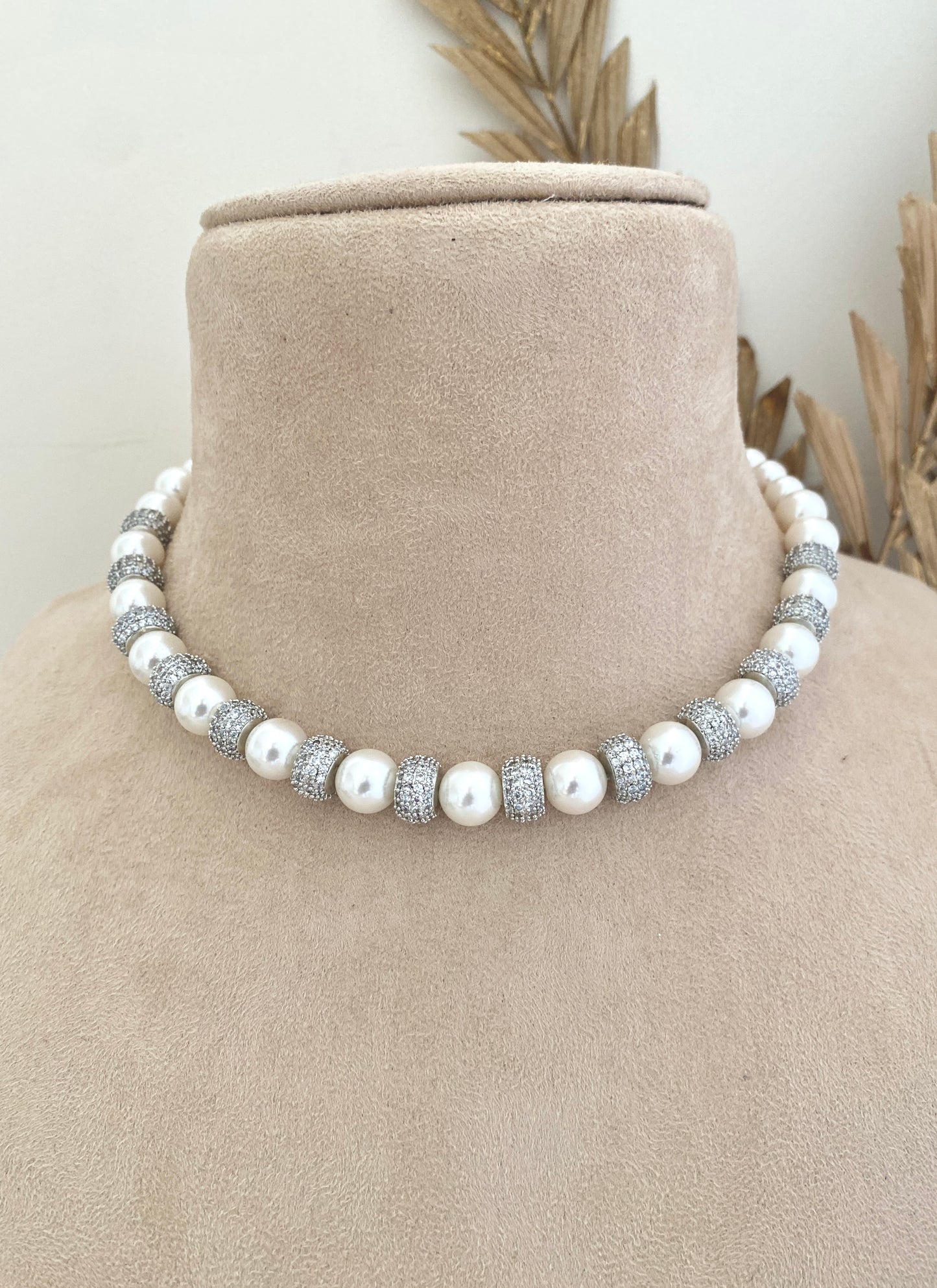 Empress Pearl Necklace Set