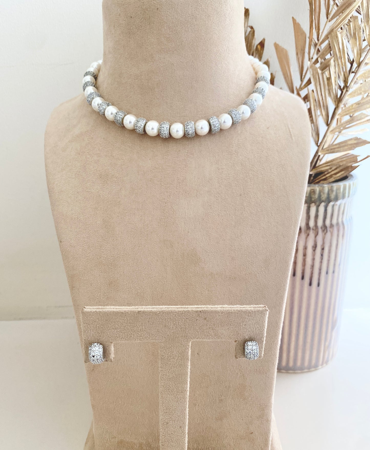 Empress Pearl Necklace Set