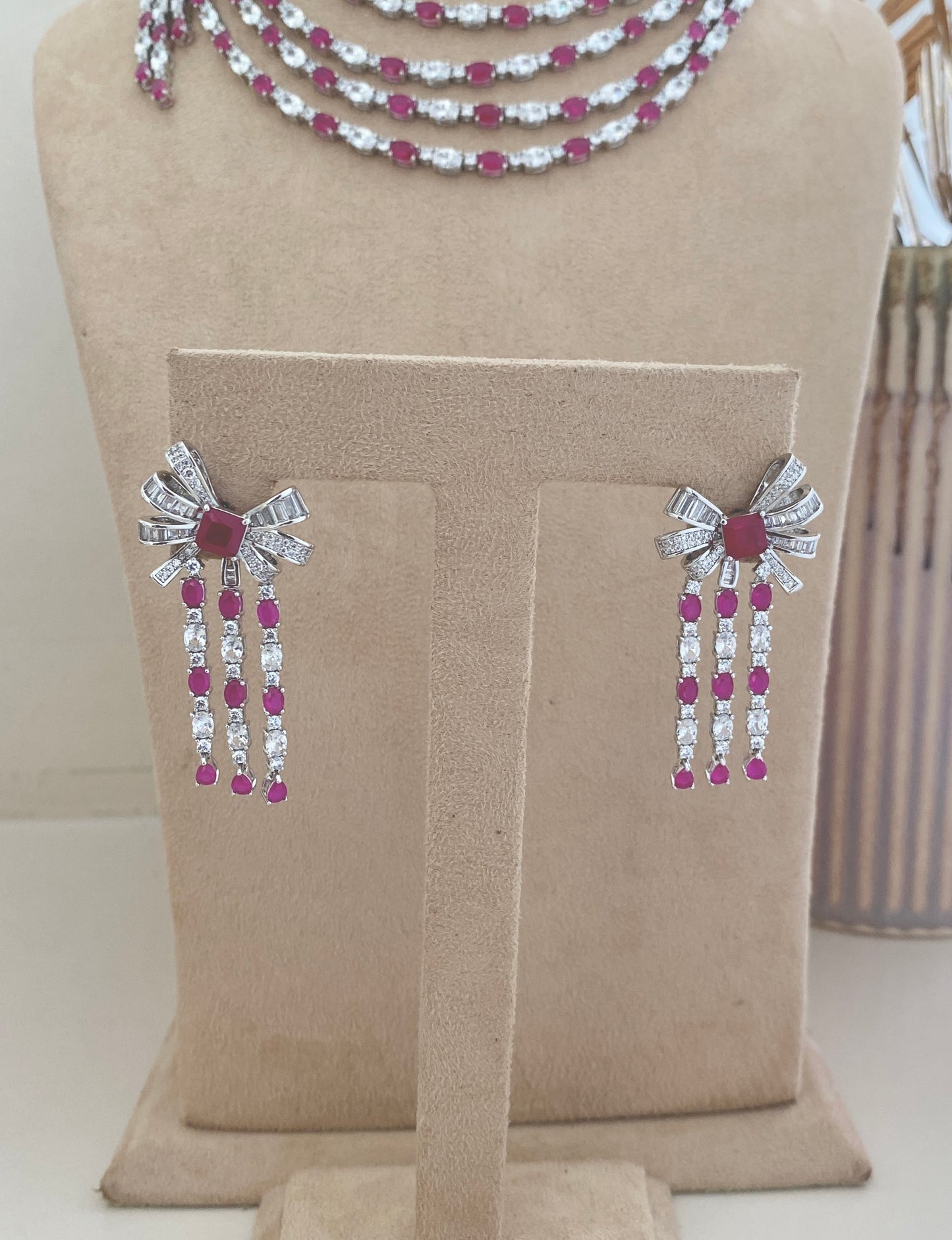 Rosé Necklace Set