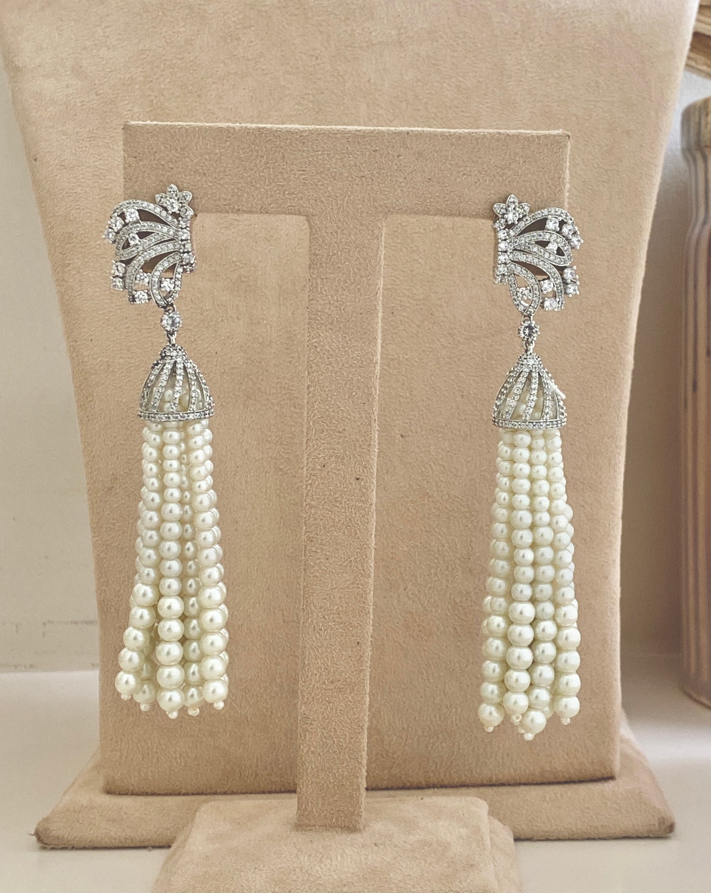 Pearl Wings Necklace Set