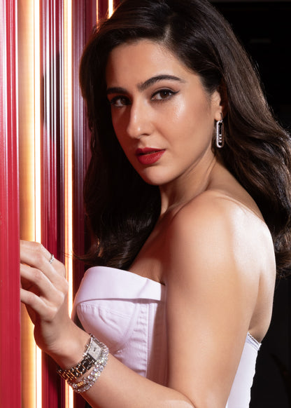 Sara Ali Khan in Grace Round Solitaire Bracelet