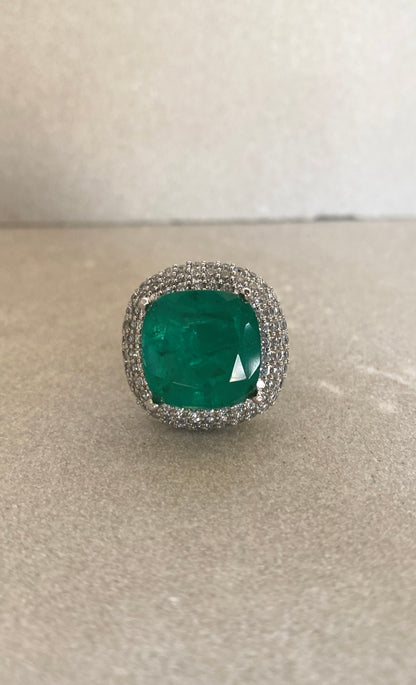 Green Emerald Ring