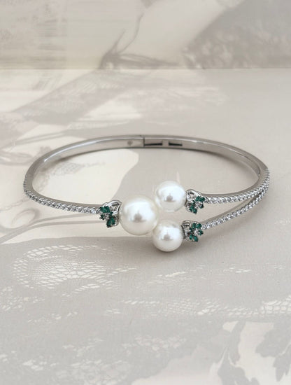 Patterned Band Peal Bracelet Cuff