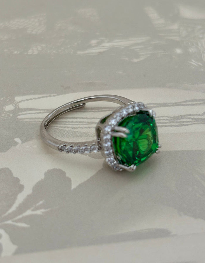 Emerald Frame Ring