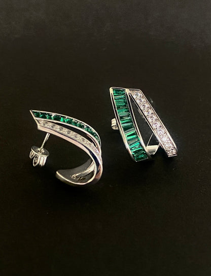 Twist Glow Studs
