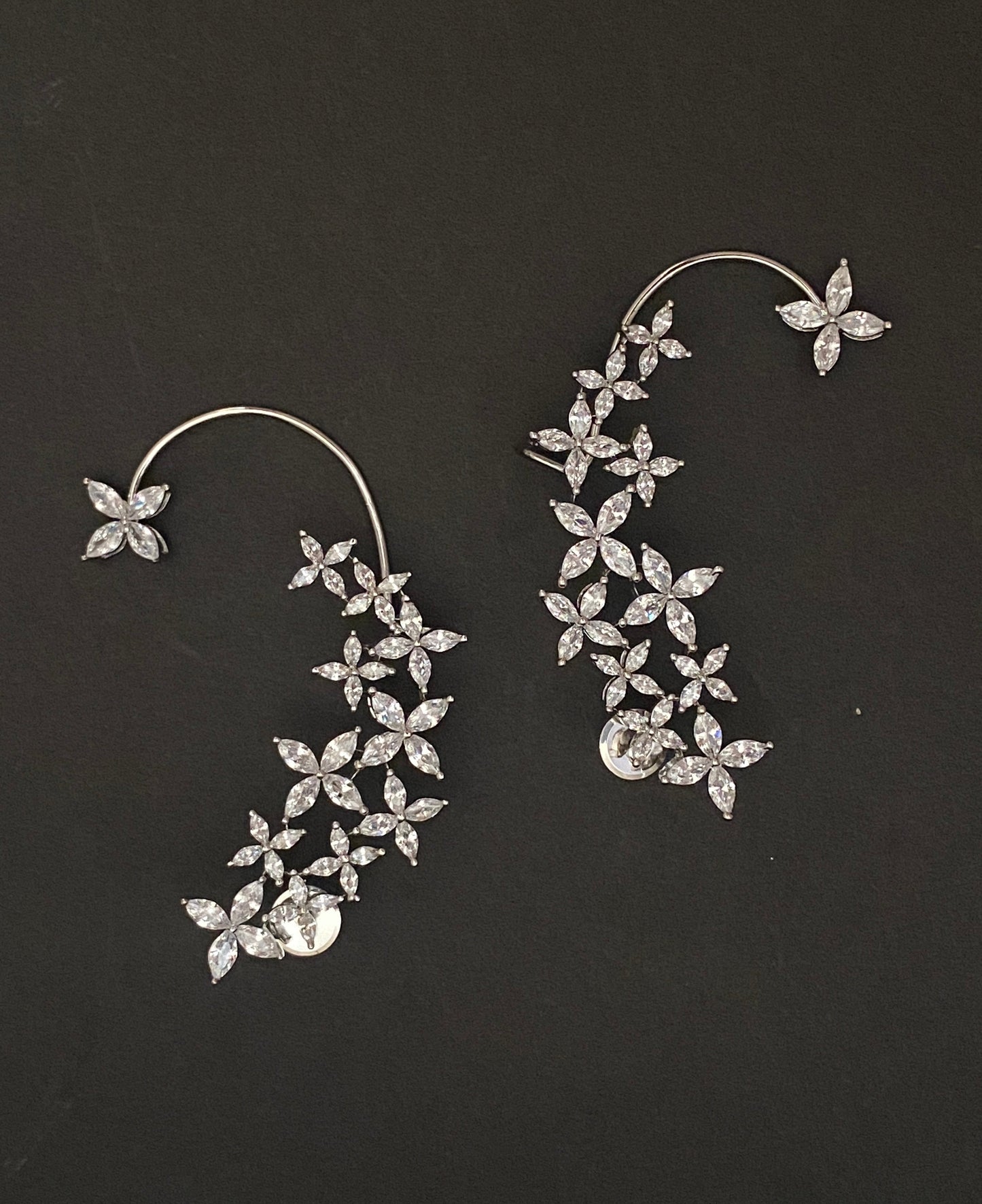 Luna Ear Cuff