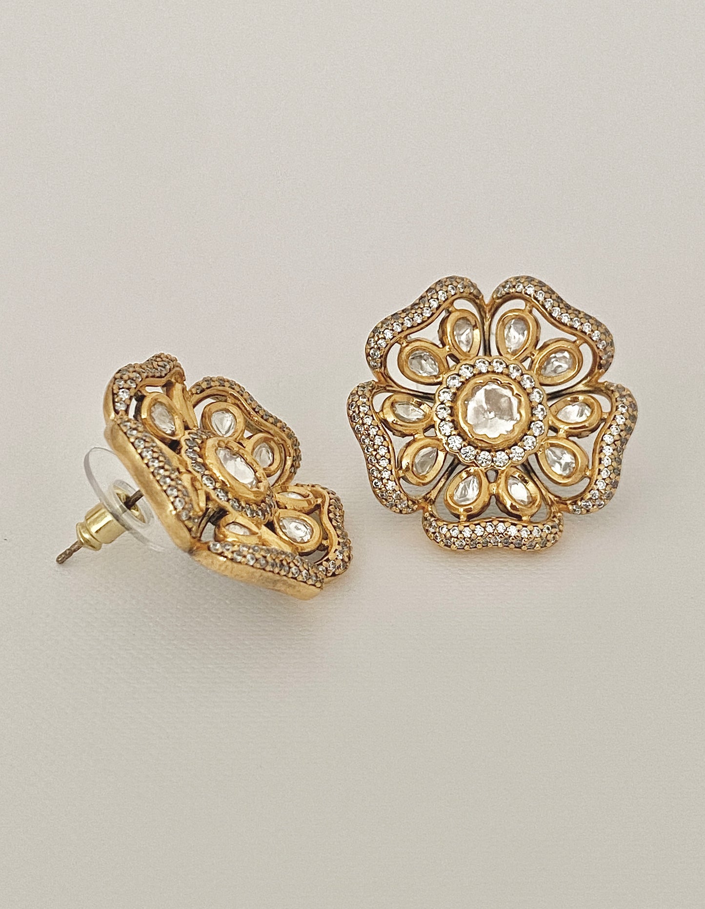 Cameo Studs