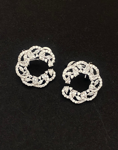 Luna Studs