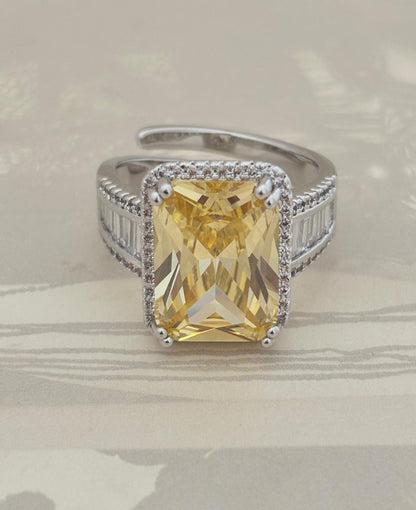 Classic Gem Ring