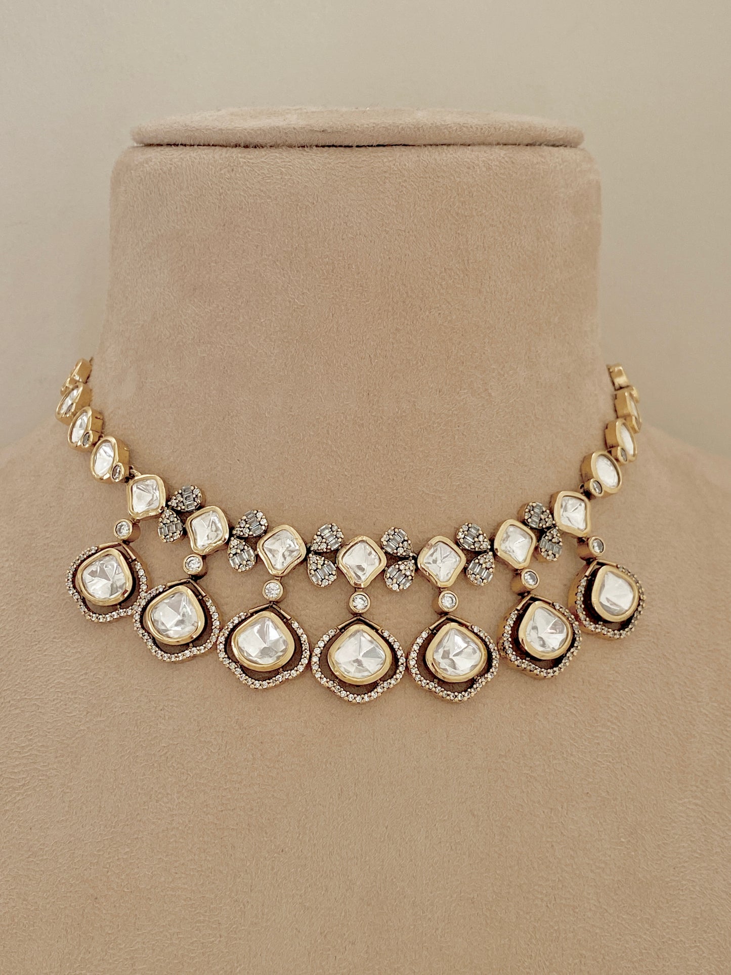 Cove Necklace Set