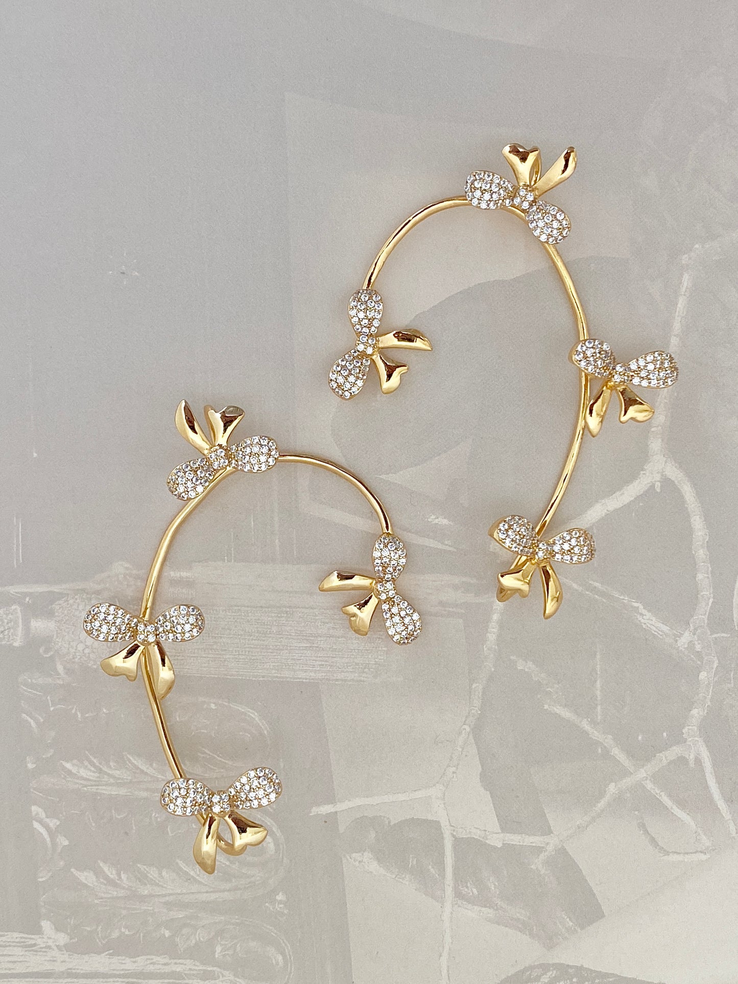 Flutter Arc Ear Cuff