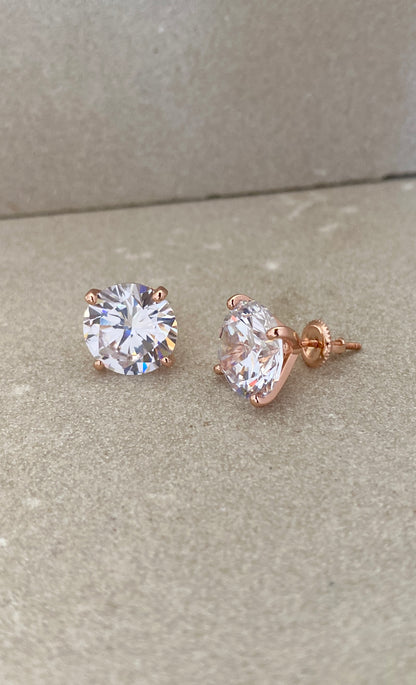 Solitaire studs 5 carat