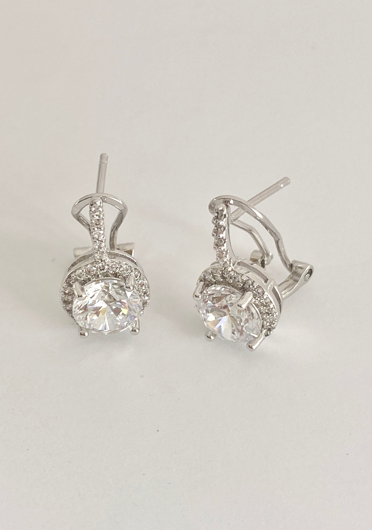 Solitaire Drops Studs