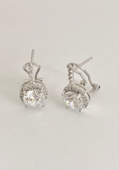 Solitaire Drops Studs