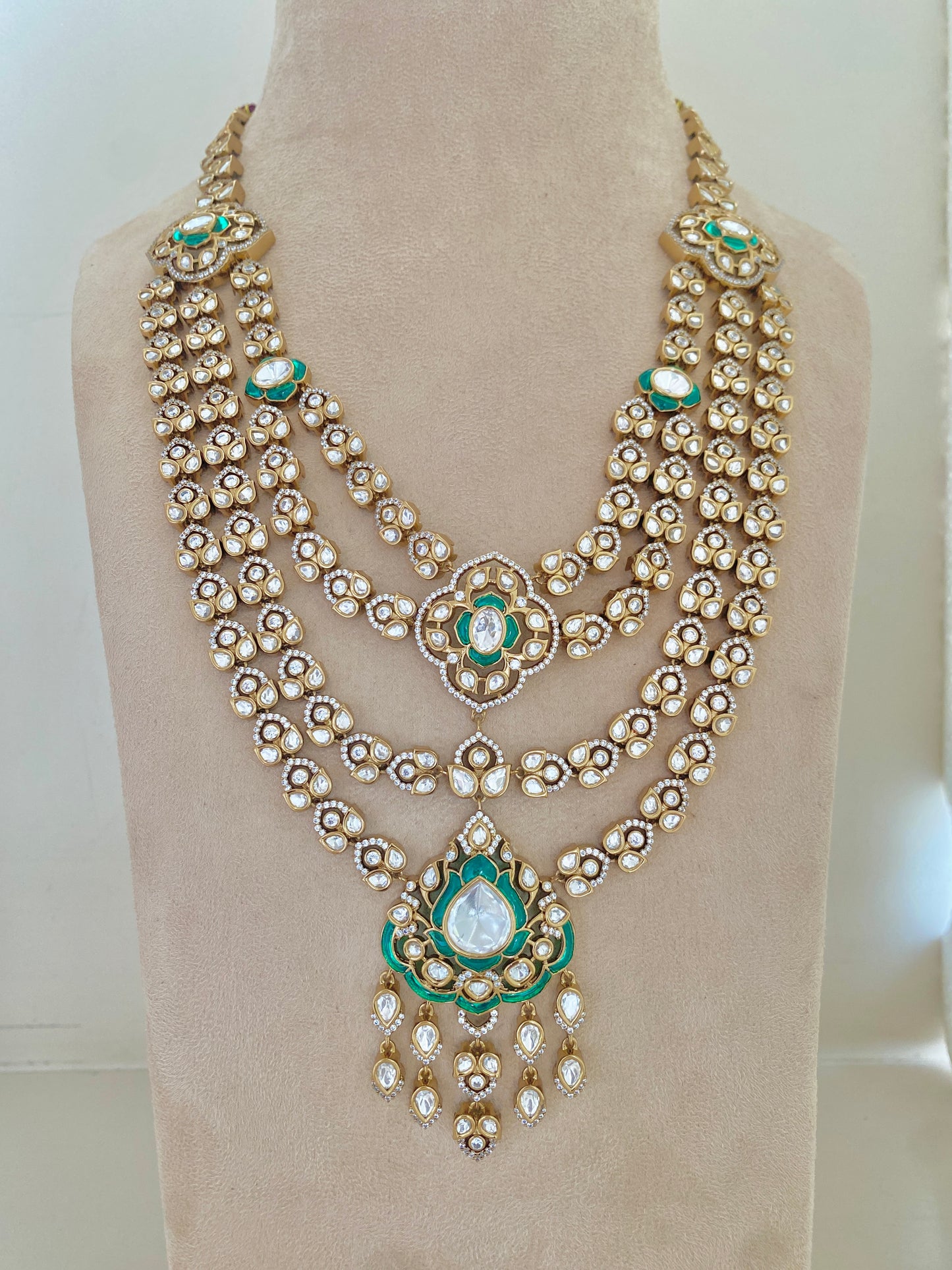 Majesty Necklace Set