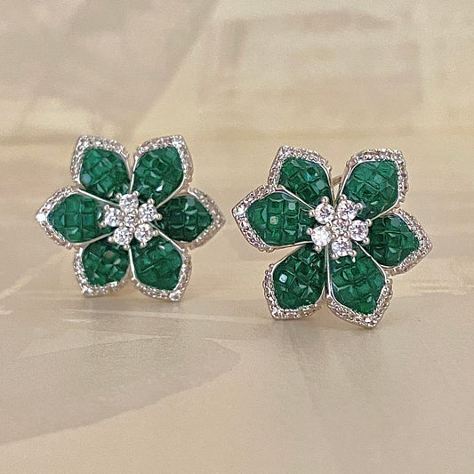 Cosmic Bloom Studs
