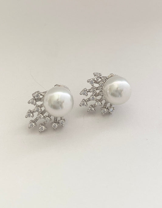 Pearl Blaze Studs