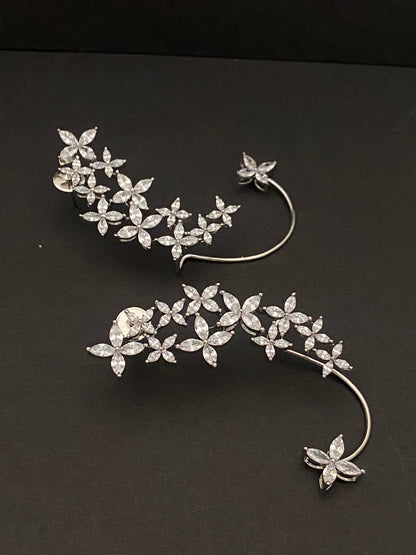 Luna Ear Cuff