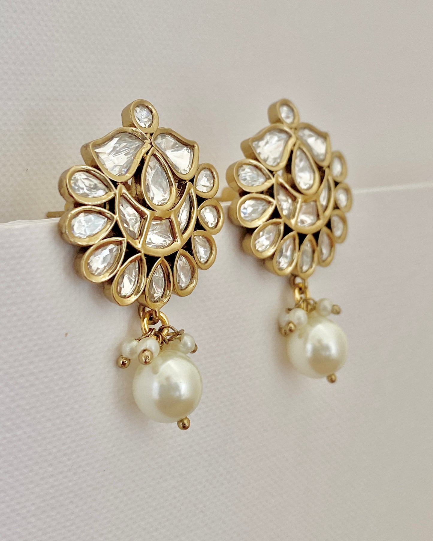 Wisp Studs