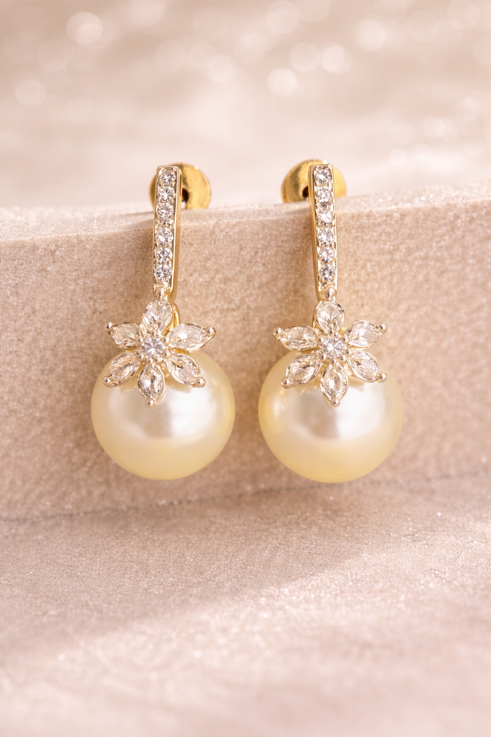 Fiora Studs