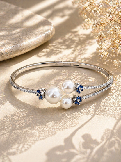 Patterned Band Pearl Bracelet Cuff