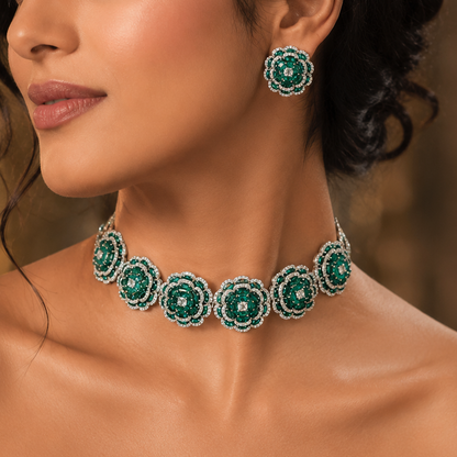 Halo Bloom Necklace Set
