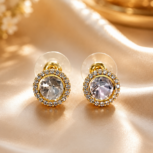 Wink Studs
