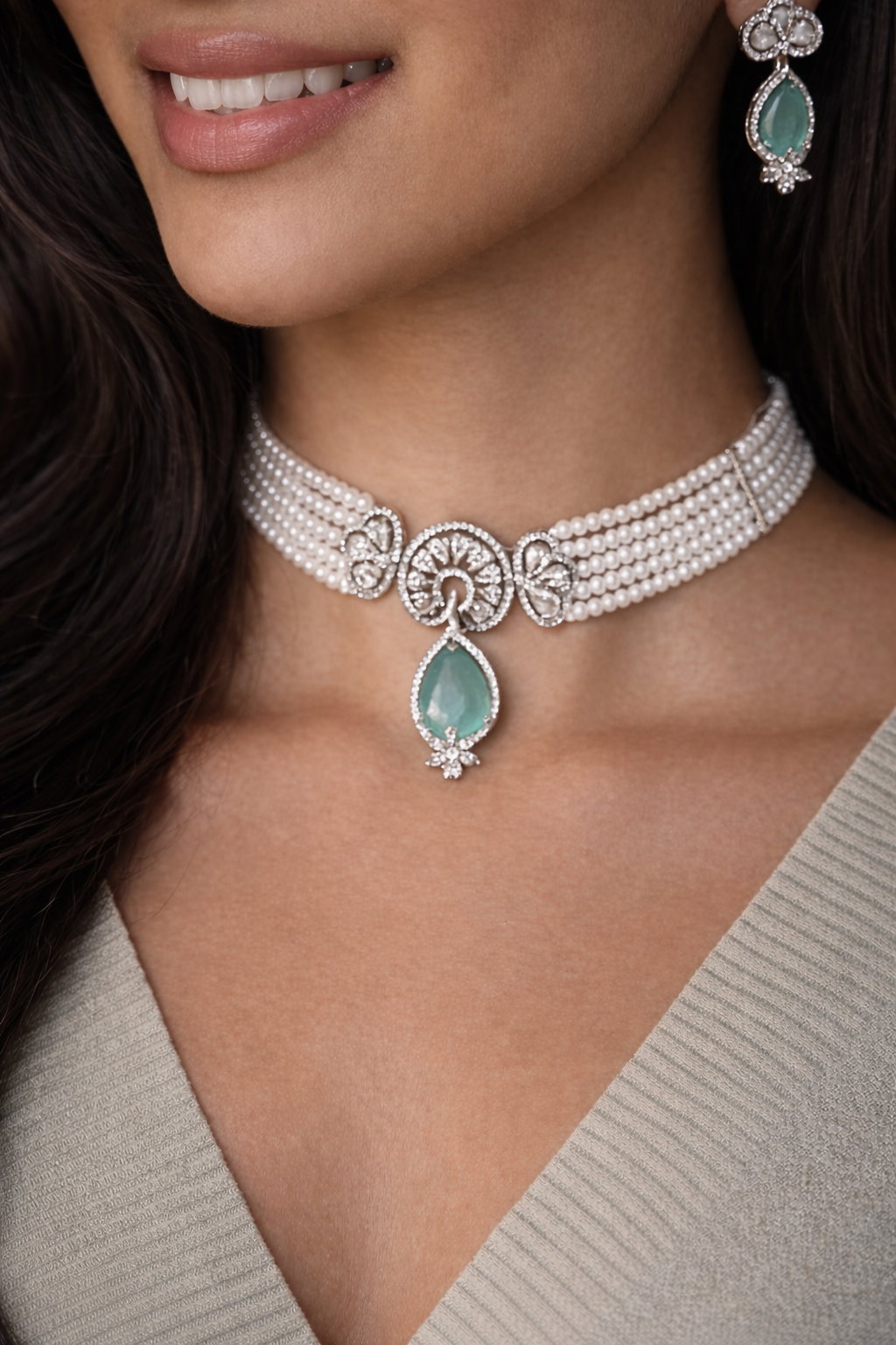 Pear Aura Choker Set