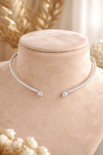 Sanya Malhotra in Diamond Dew Collar Set