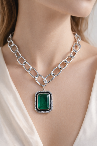 Art Deco emerald pendant on links chain
