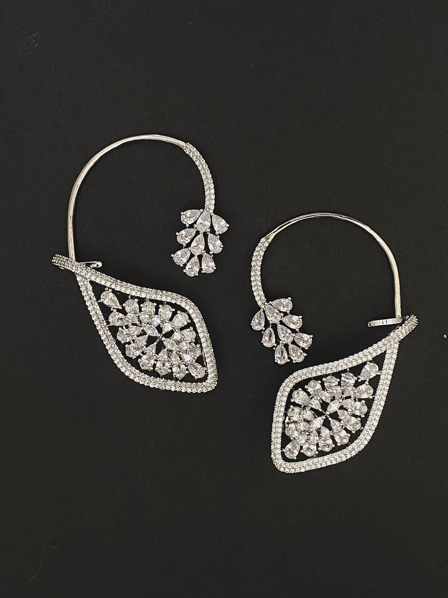 Comet Ear Cuff