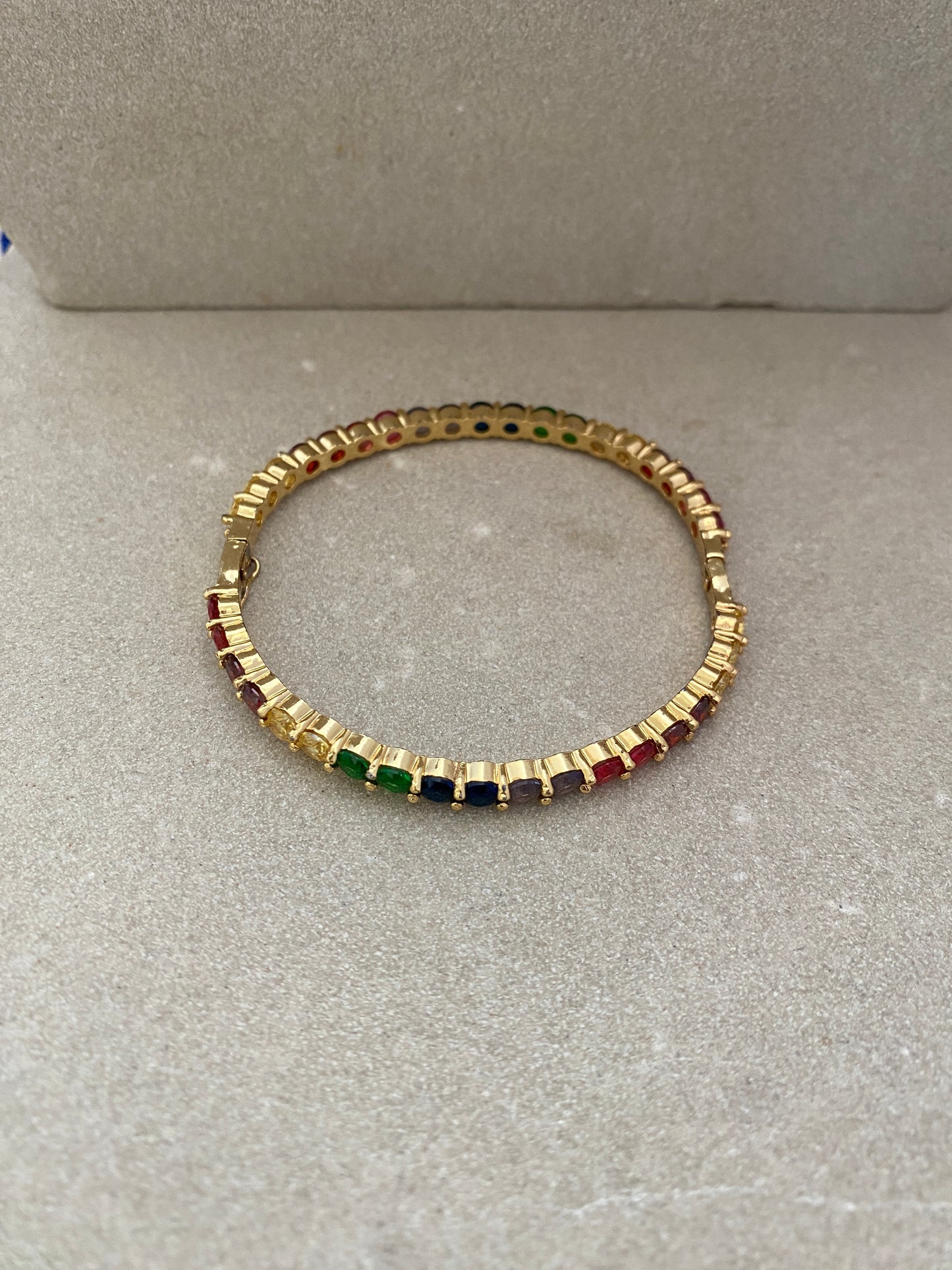 Gold multicolourd bracelet