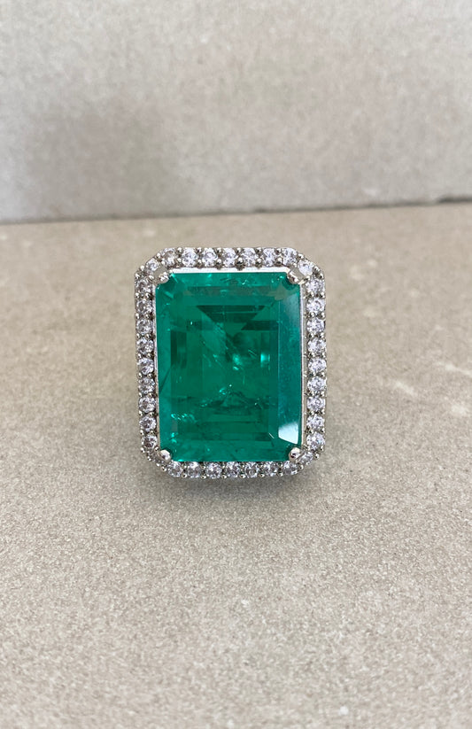 Emerald Green Semiprecious Ring