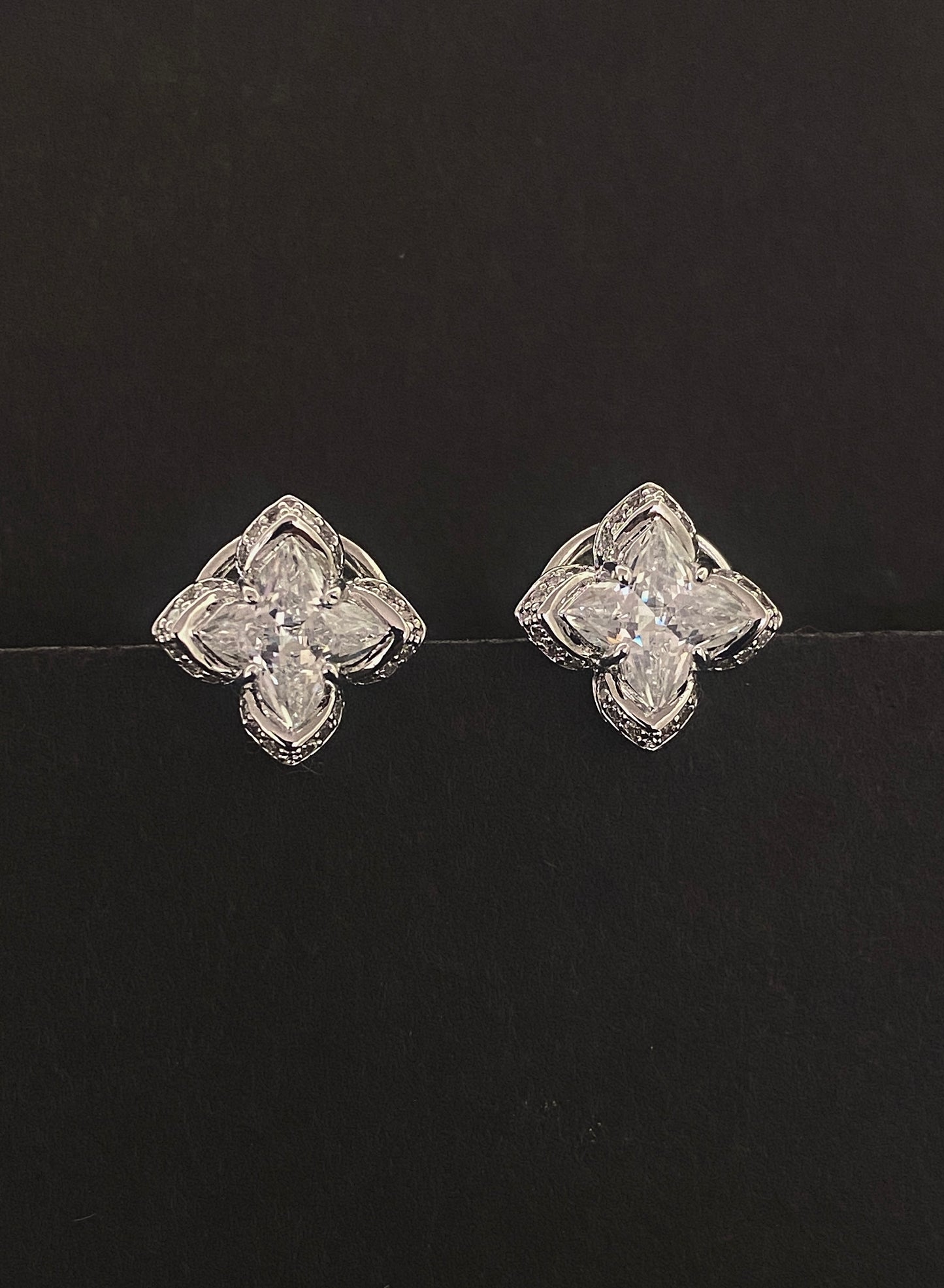 Twinkle Studs