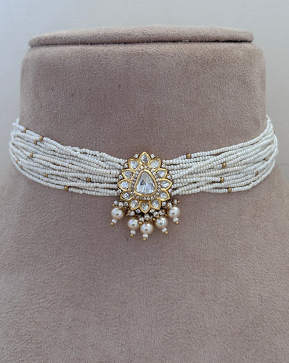 Delicate Bridal Necklace Set