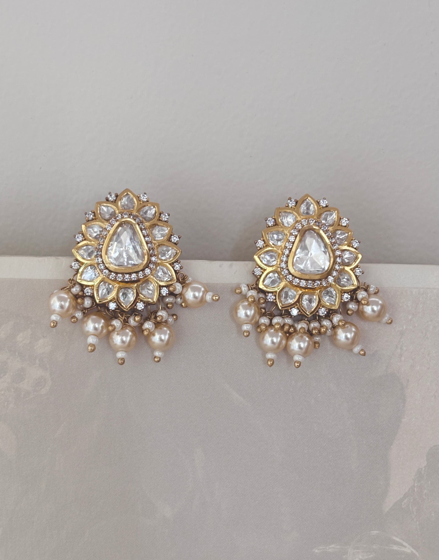 Delicate Bridal Necklace Set