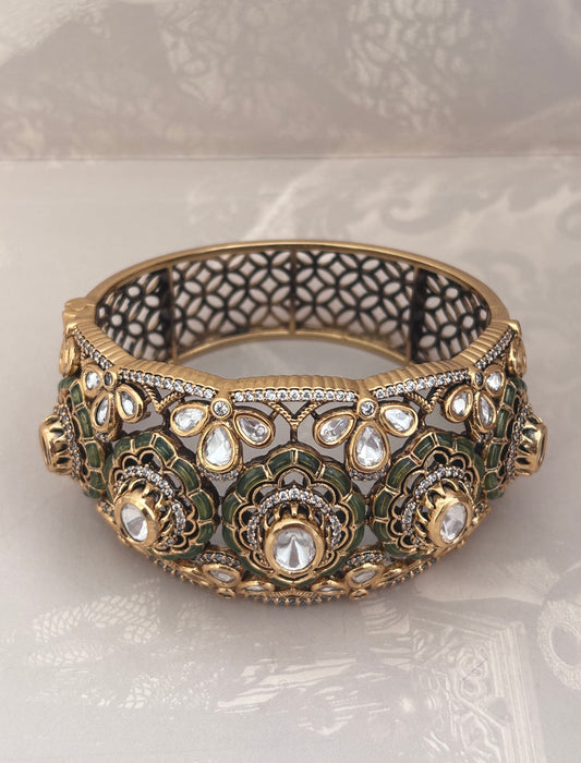 Empress Kundan Bangle