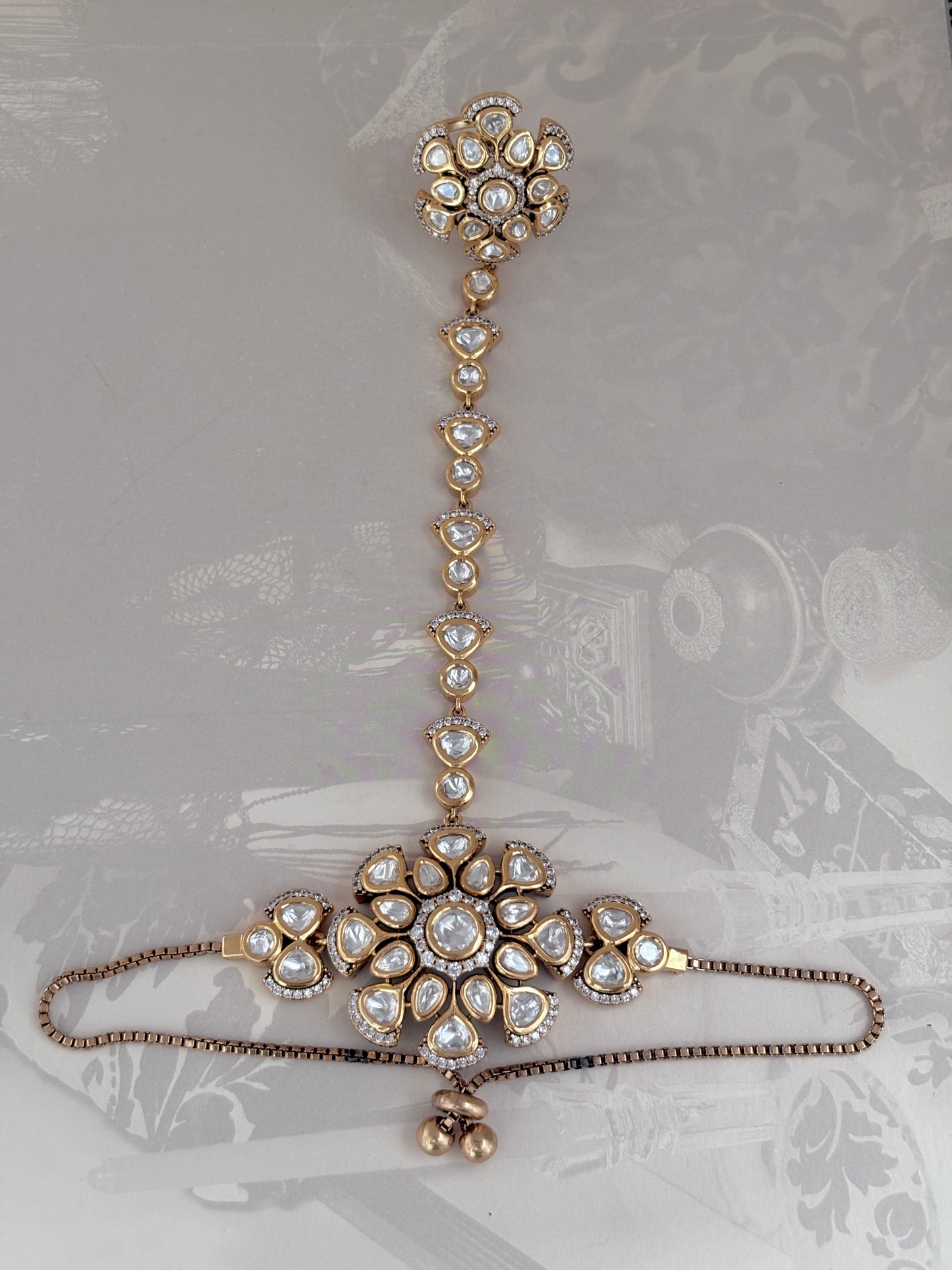 Elegant Chain Hathphool